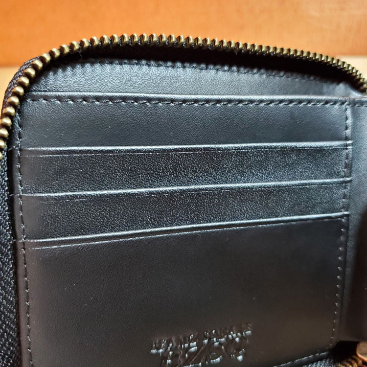 本馬革 ラウンドジップ 長財布 新品未使用 馬革 ラウンドファスナー 2つ折り財布 二つ折り財布 本革 皮革 財布