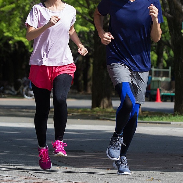 タイツ スパッツ アンダーウェア 10分丈 ロング コンプレッション テーピング 日本製 ランニング マラソン 登山 ハイキング トレッキング