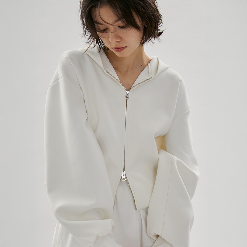 emmi yoga（エミヨガ） エミ セール 20%OFF emmi ヨガウェア アウター