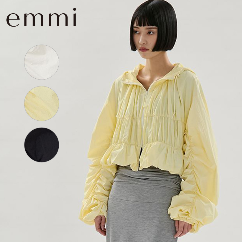 emmi yoga（エミヨガ） エミ emmi アウター Movique シャーリング