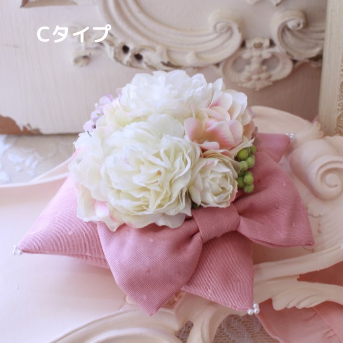 ❤️さえら★アキアカネ★美しい薔薇柄の隅にお花モチーフリボン飾り★ビニールクロス af-61-03.jpg