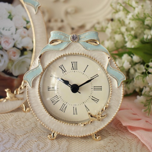 フランス家具・フランス雑貨・アンティーク調なフレンチスタイルの