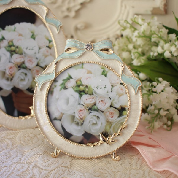 フランス家具・フランス雑貨・アンティーク調なフレンチスタイルの