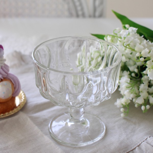 フランス家具・フランス雑貨・アンティーク調なフレンチスタイルの