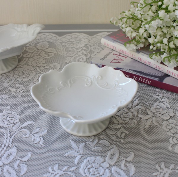 フランス家具・フランス雑貨・アンティーク調なフレンチスタイルの