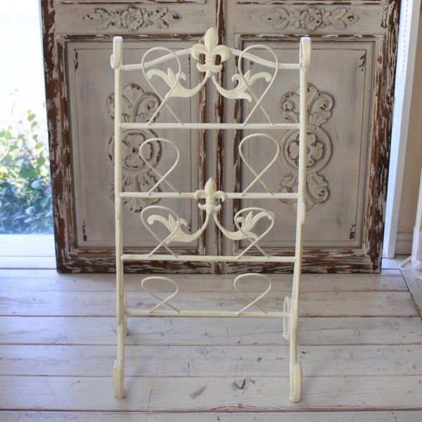 コーナーラック ホワイト アイアン 白 ラック コーナー収納 紋章 ユリ