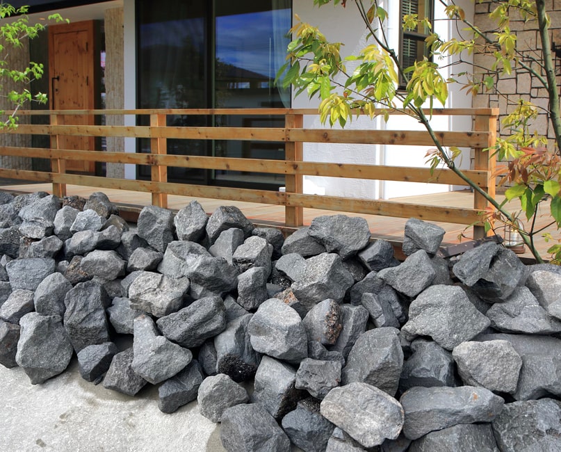 ゴロタ玉石の施工写真