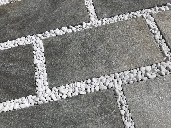 玉砂利 庭 砂利