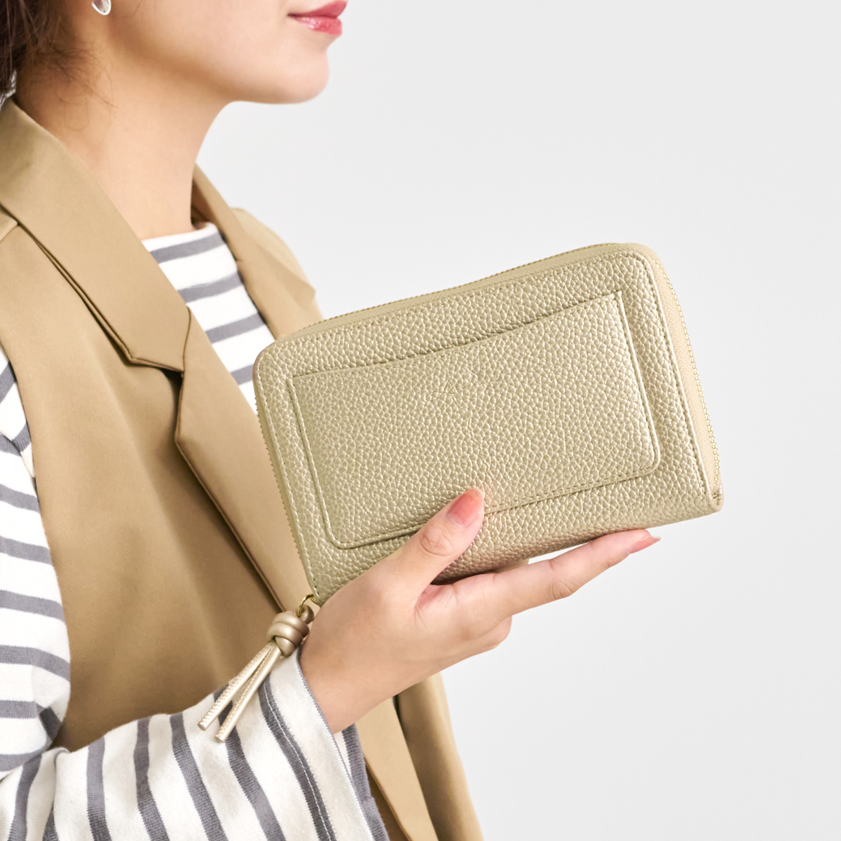 LIZDAYS 通帳ケース スキミング防止 磁気 レディース ファスナー メンズ 牛革 磁気 防止 磁気シールド 防犯 大容量 RIFD キャッシュカード | LIZDAYS | 08