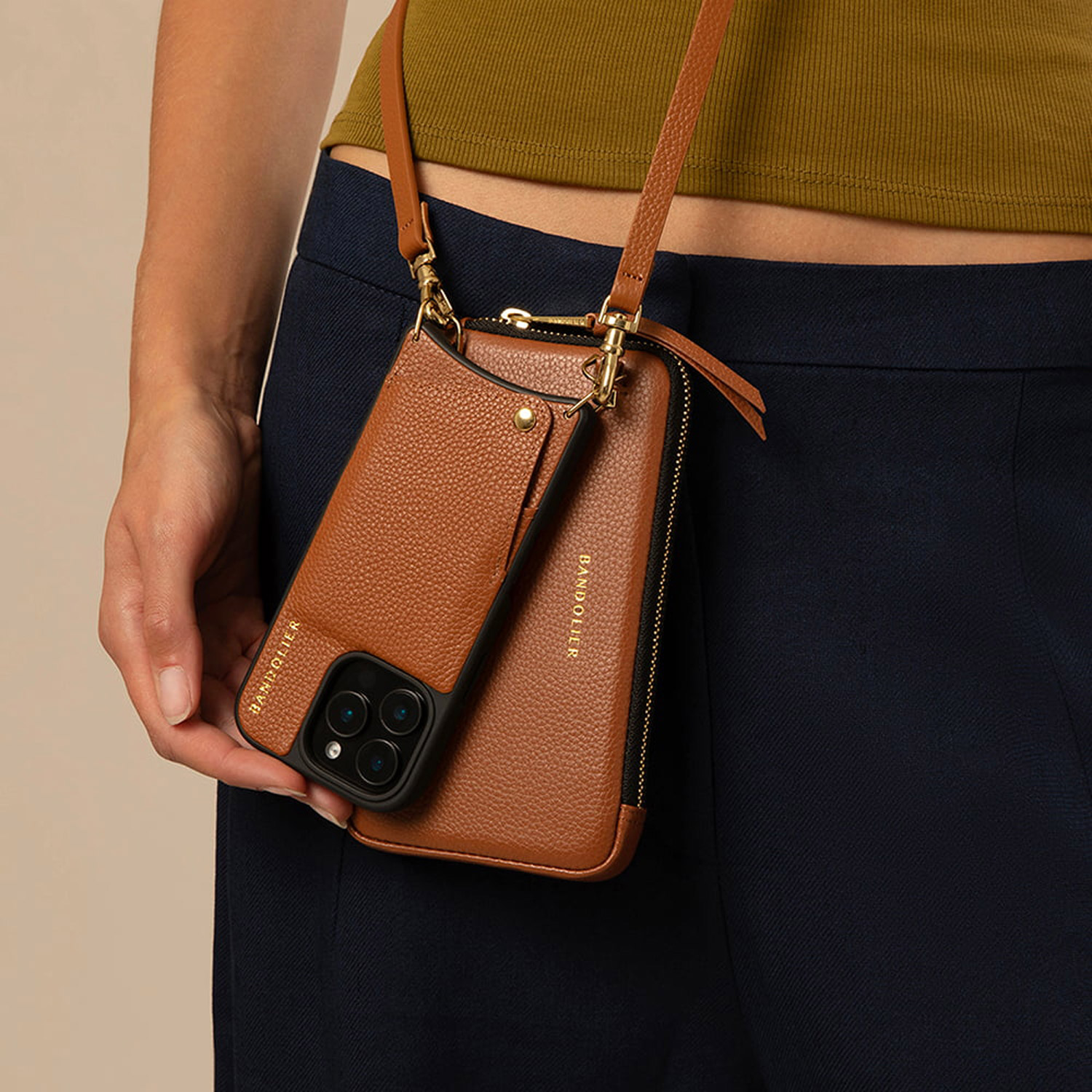 BANDOLIER（バンドリヤー） BANDOLIER iPhone17Pro スマホショルダー