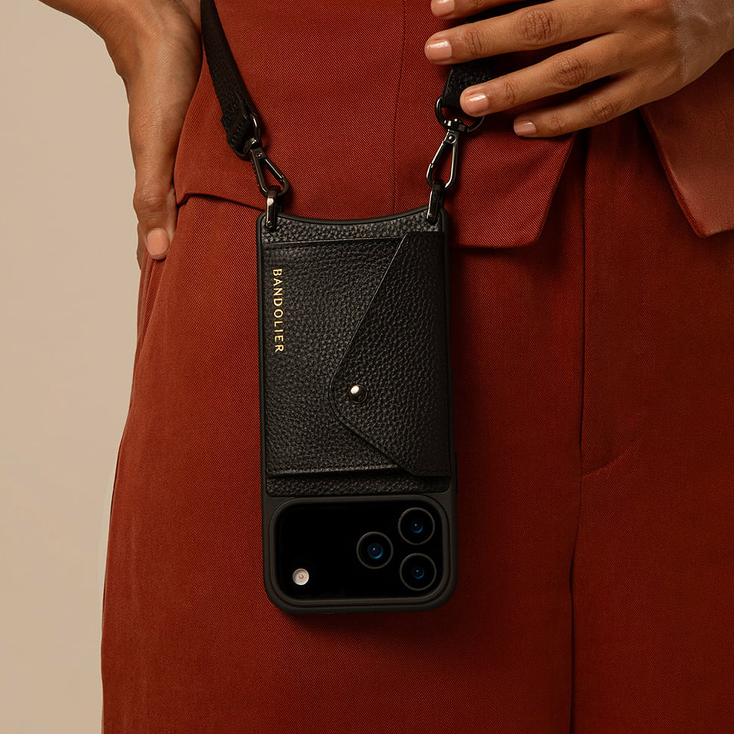 BANDOLIER バンドリヤー スマホショルダー iPhone17 17Pro Max iPhone