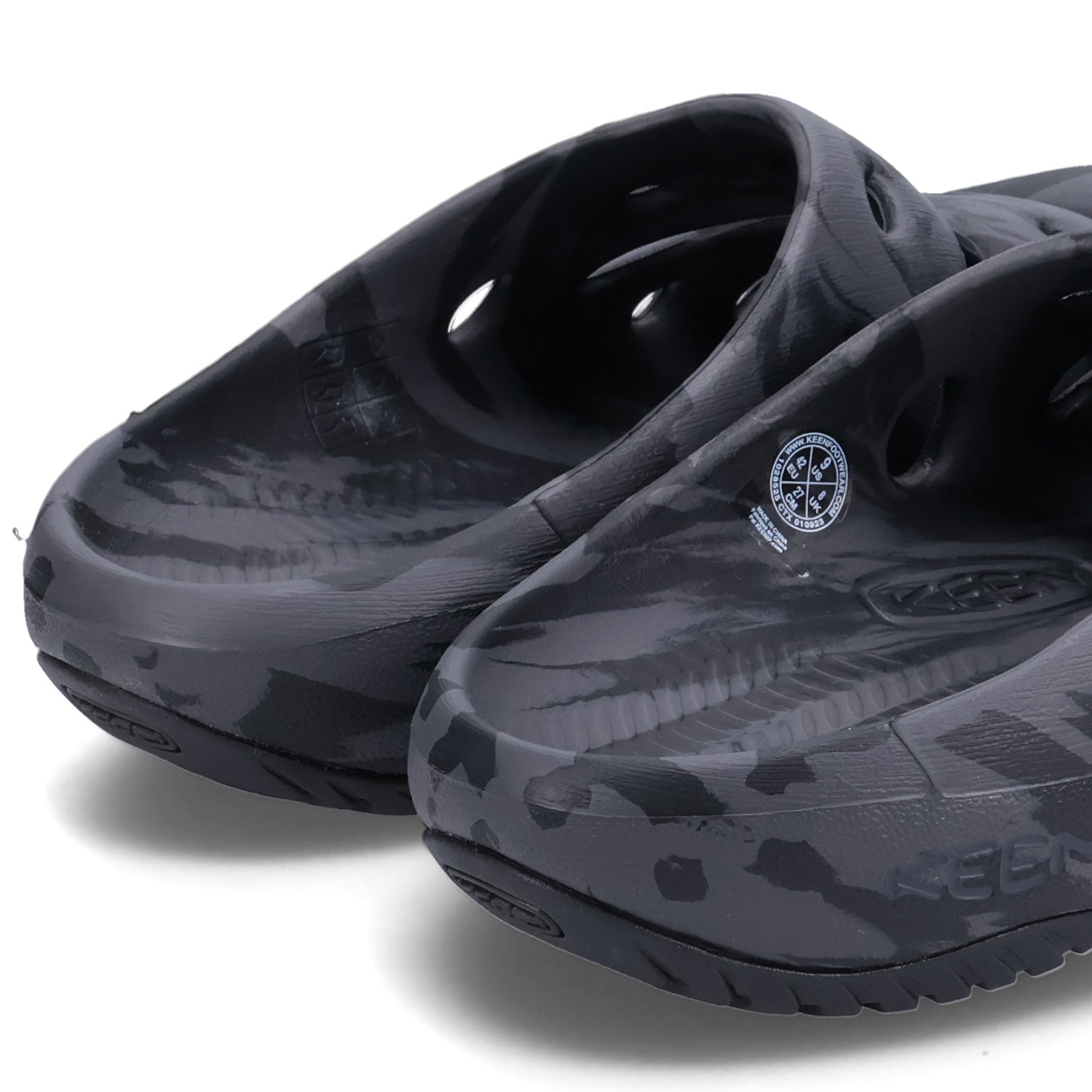 KEEN キーン ヨギ クロッグサンダル メンズ 軽量 YOGUI ブラック