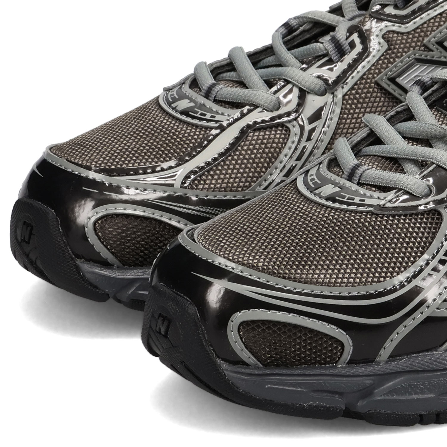 新品同様 ニューバランス newbalance 740 U7407YI new balance ニューバランス 740 スニーカー メンズ レディース D
