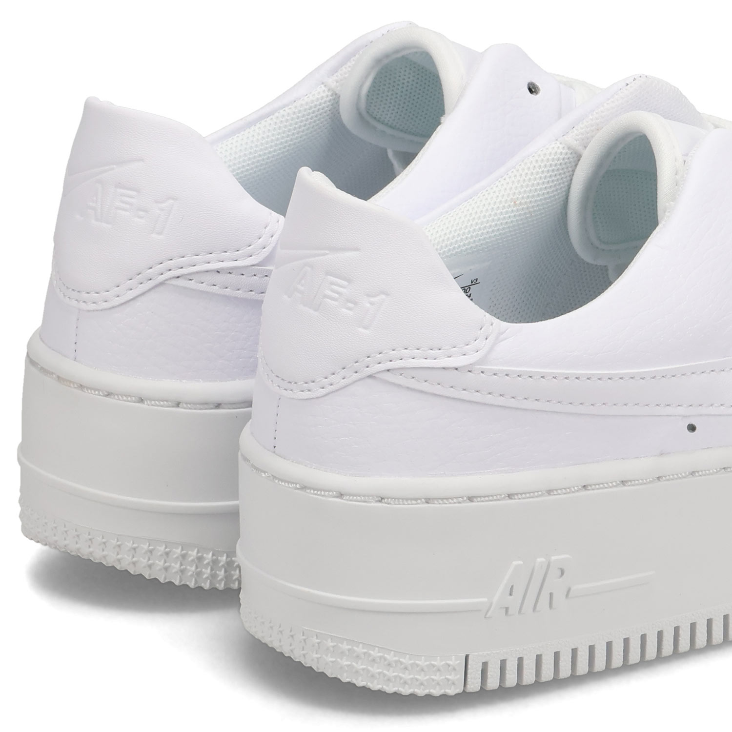 NIKE（ナイキ） ウィメンズ エアフォース1 スニーカー レディース AIR