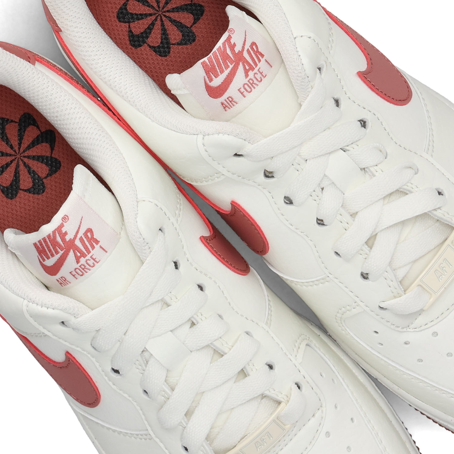 NIKE（ナイキ） ウィメンズ エアフォース1 ネクストネイチャー 07