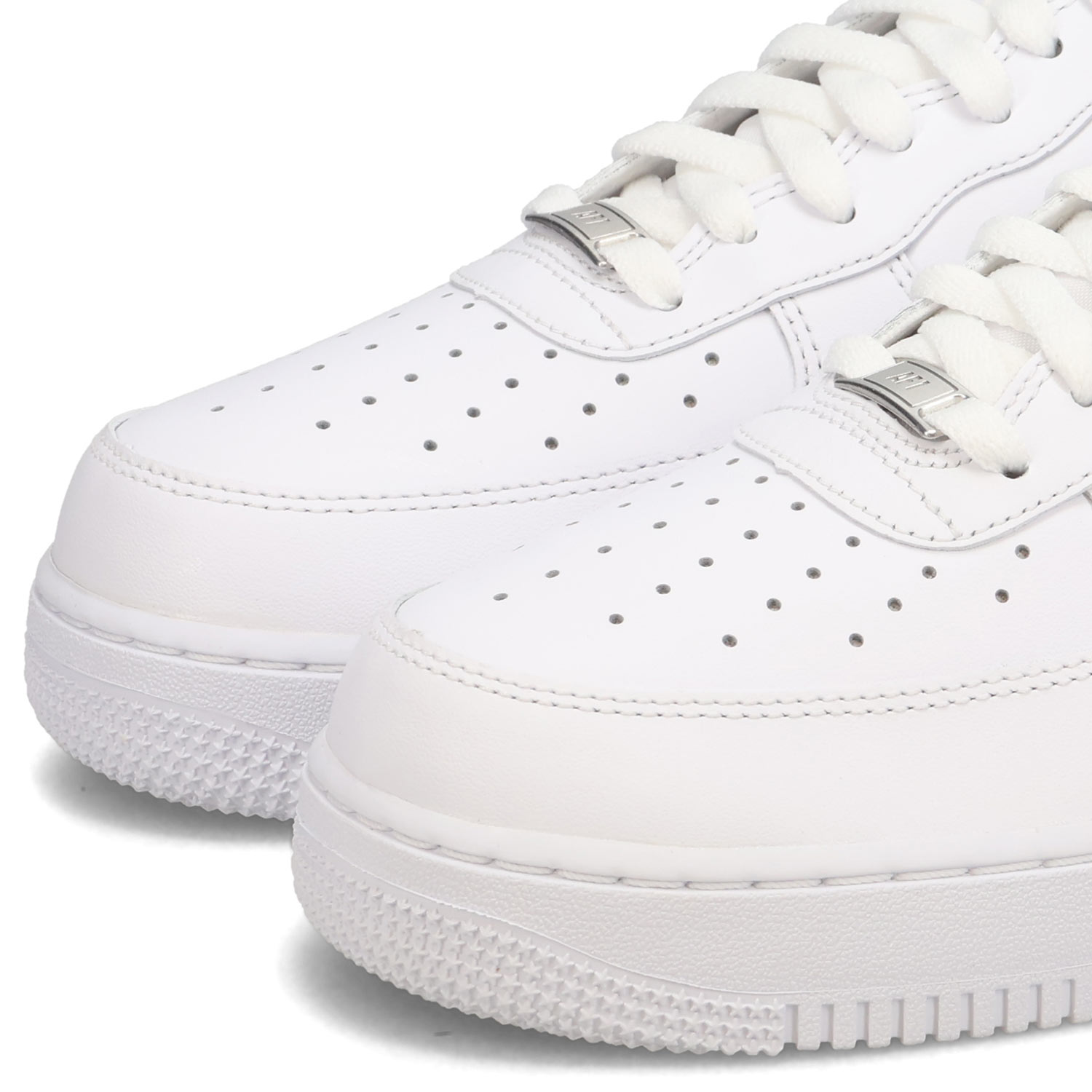 nike-fd1146-100_5.jpg