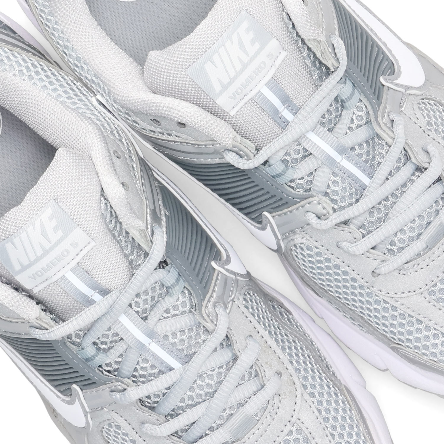 NIKE（ナイキ） ズーム ボメロ 5 スニーカー メンズ レディース ZOOM