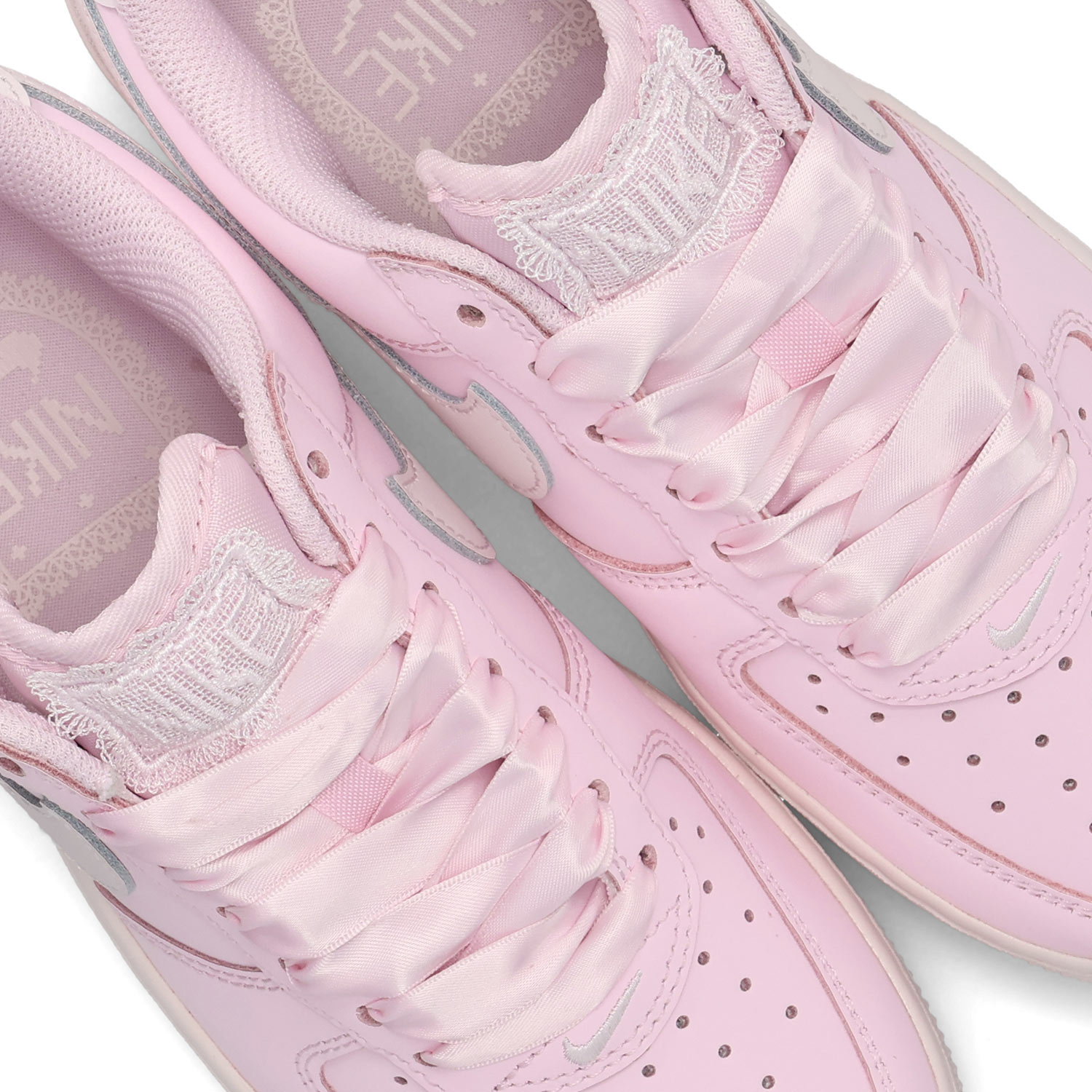NIKE（ナイキ） ウィメンズ エアフォース1 レトロ プレミアム