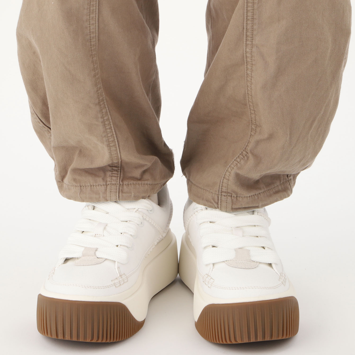 ugg-1167499-wht_2.jpg