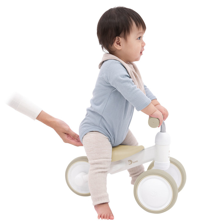 アイデスバランス体幹トレーニング室内屋内成長に合わせて軽量コンパクト高さ調節ディーバイクD-Bikeminiワイド 