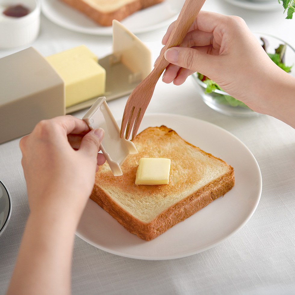 立てて収納できるバターケース