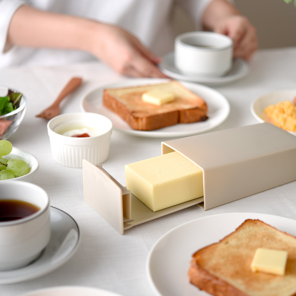 立てて収納できるバターケース