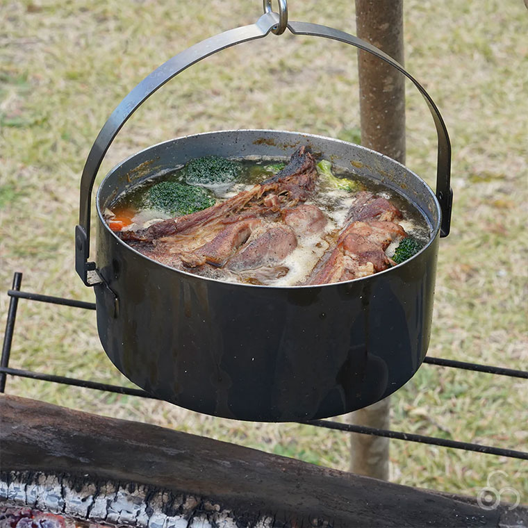 ベルモント ステンレスダッチオーブン 8インチ BM-256 鍋 オーブン コンロ IH 料理 調理 キャンプ アウトドア