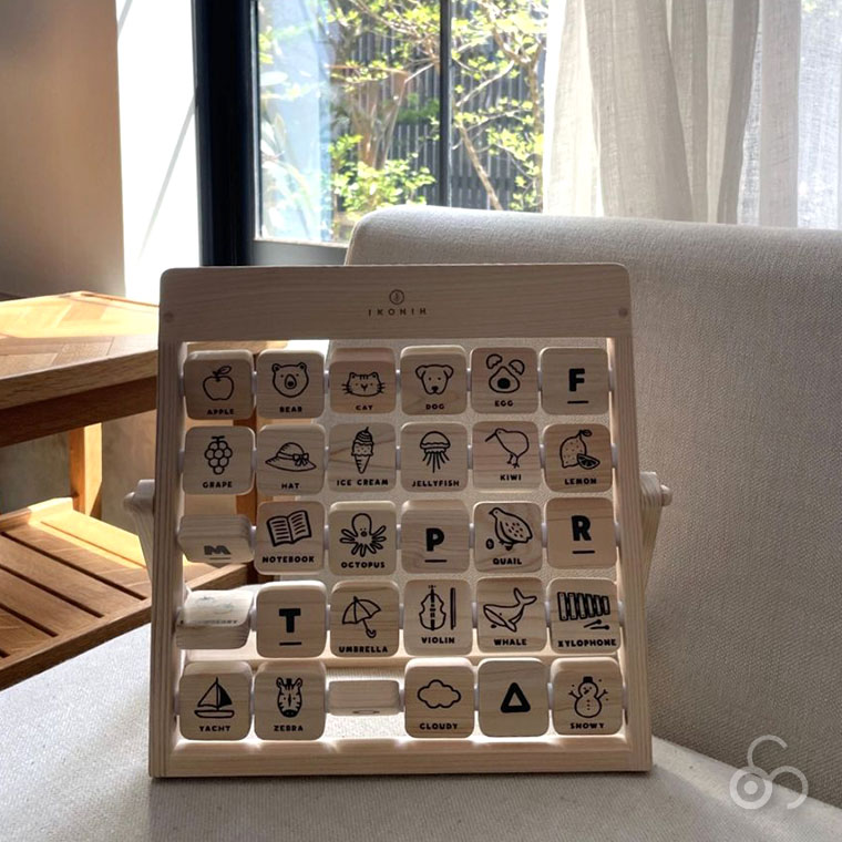 正規品) IKONIH アイコニー おもちゃ アルファベット (ALPHABET) T0012