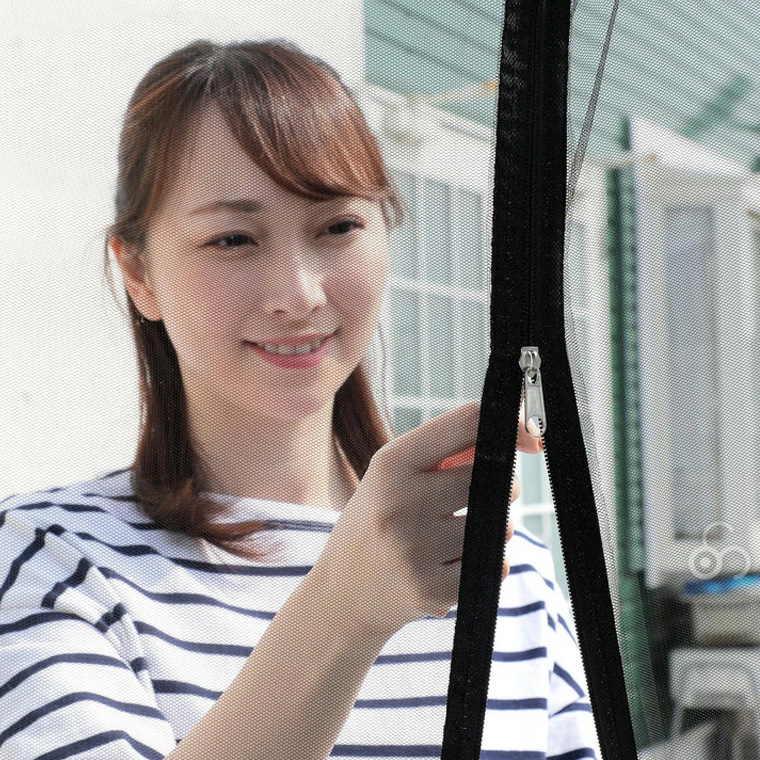 谷村実業 LIVING OUT パラソル用 メッシュテント 蚊帳 虫よけ 庭 テラス デッキ ガーデン TAN-3011