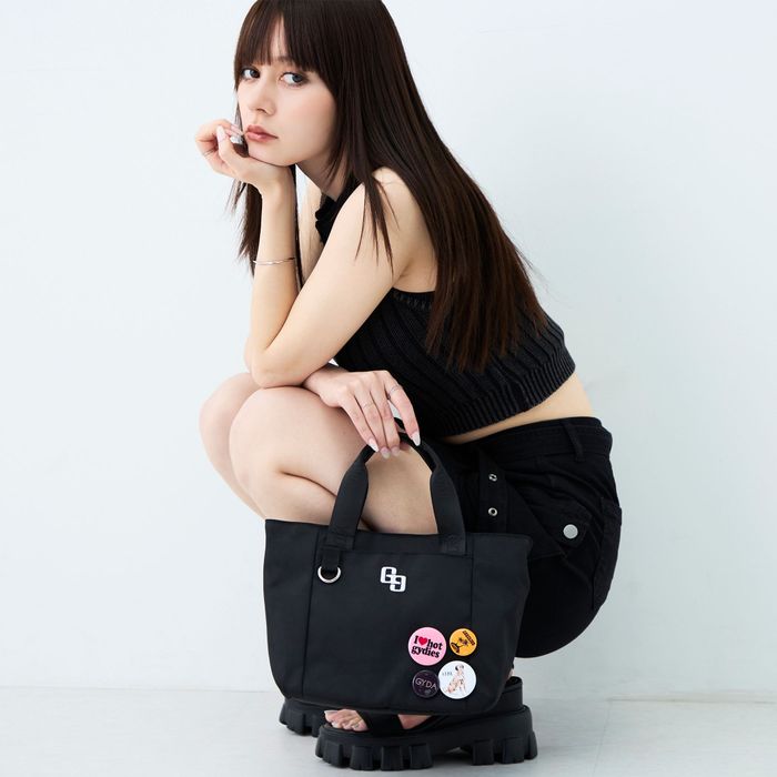 GYDA（ジェイダ） 2WAYミニトートバッグ ショルダーバッグ 缶バッジ