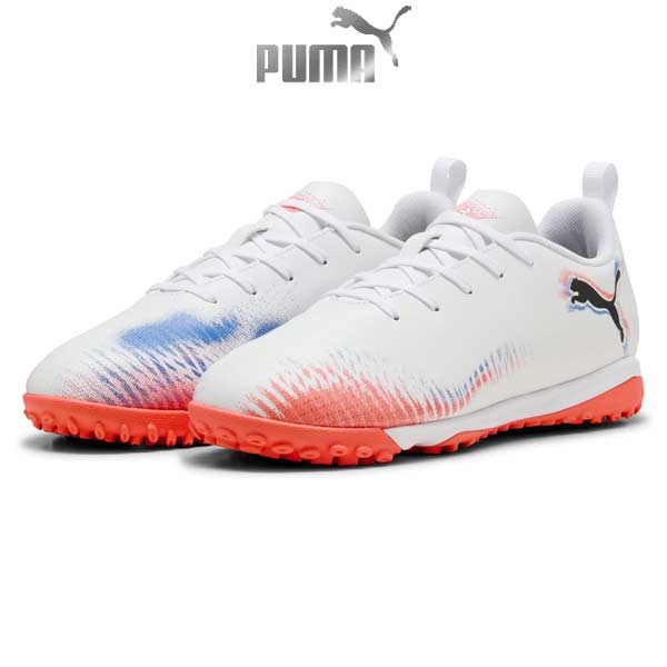 PUMA サッカートレーニングシューズ（色：ホワイト系