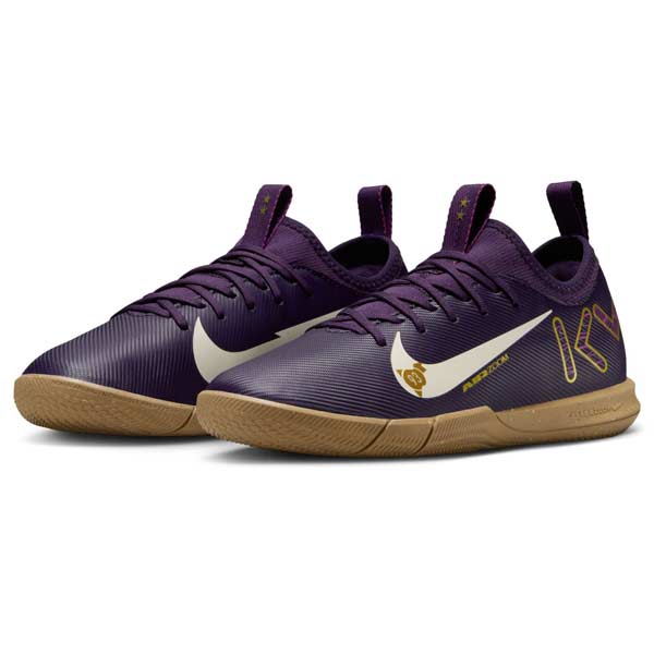 NIKE サッカー、フットサル スパイク シューズ（色：ベージュ系