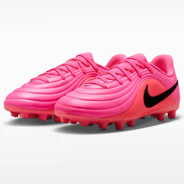 NIKE サッカー、フットサル スパイク シューズ（色：オレンジ系