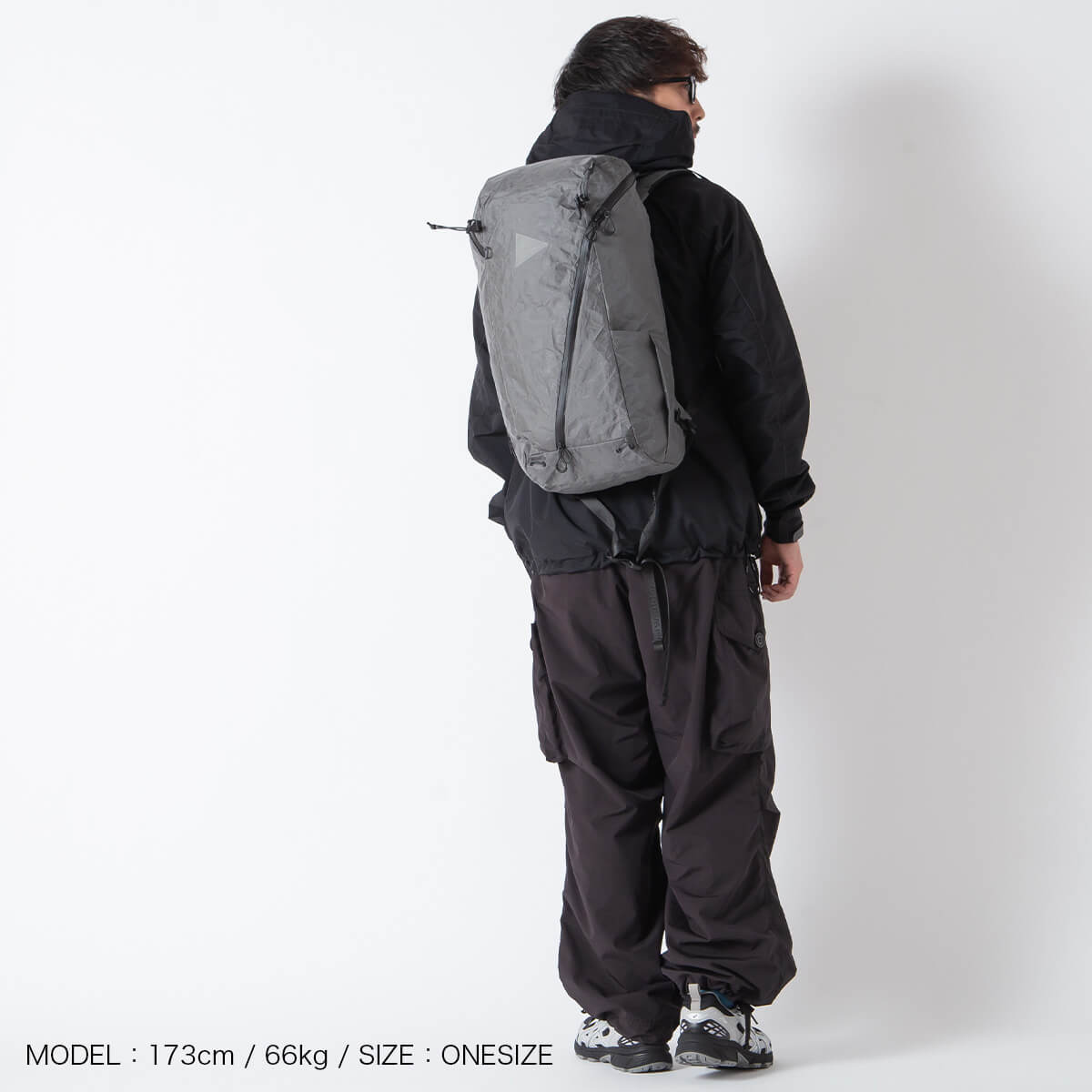 and wander（アンドワンダー） ウルトラウィーブ23Lバックパック