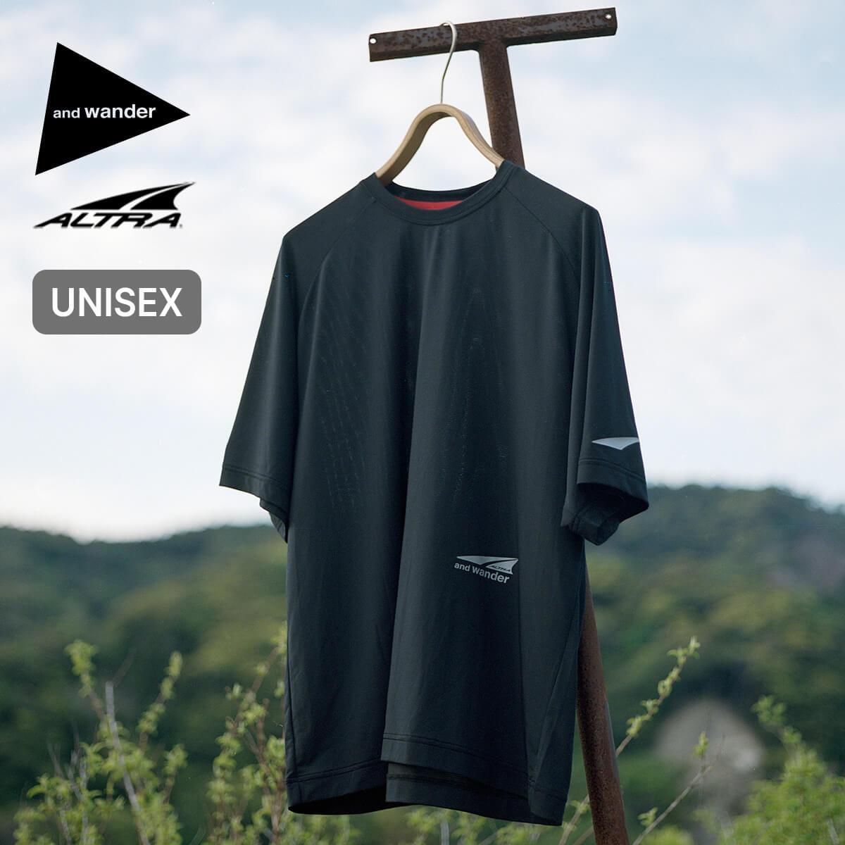 andwanderアンドワンダー 半袖シャツ　サイズ4 and wander（アンドワンダー） ALTRA×and wander アルトラ×アンド