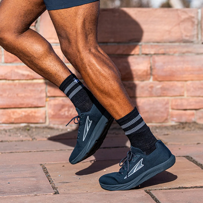 ALTRA アルトラ エスカランテ4 メンズ 靴 スニーカー シューズ