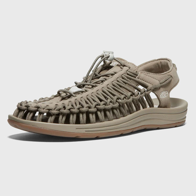 KEEN サンダル グレー　男女兼用　26cm KEEN キーン ユニーク メンズ スニーカー スポーツサンダル