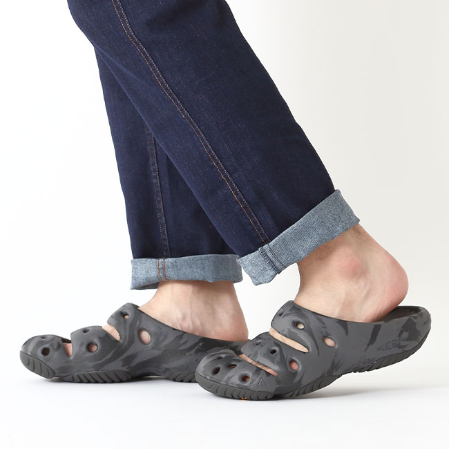 KEEN キーン ヨギ メンズ サンダル スリッポン クロッグ ビーチ KEEN キーン ヨギ メンズ サンダル スリッポン クロッグ ビーチ