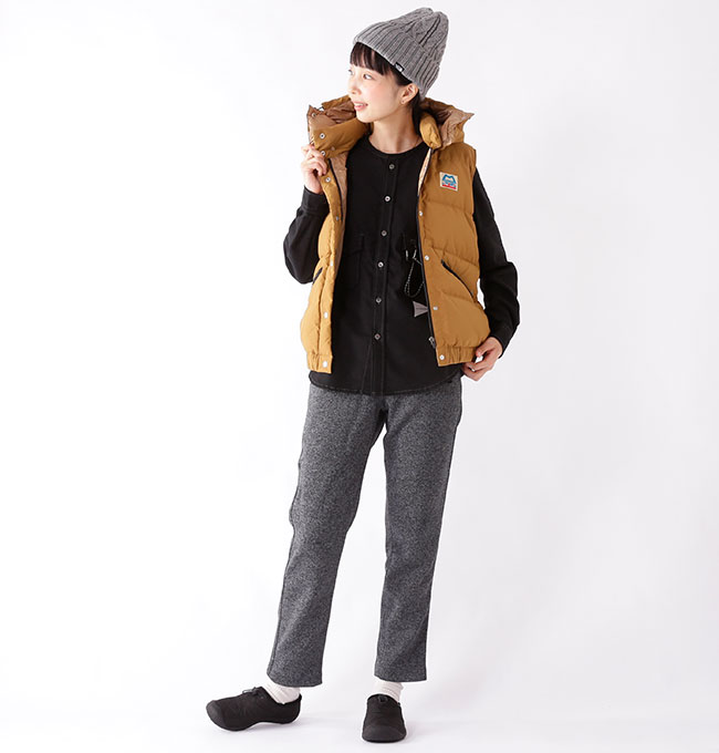 好評 Mountain Equipment マウンテンイクイップメント ウィメンズ レトロライトラインベスト レディース ダウンベスト トップス アウター キャンプ アウトドア 全商品オープニング価格特別価格 Www Thedailyspud Com