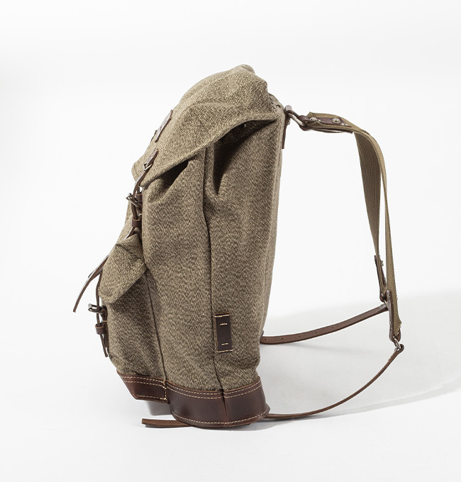 NIGEL CABOURN ナイジェルケーボン スイスアーミーリュックピー