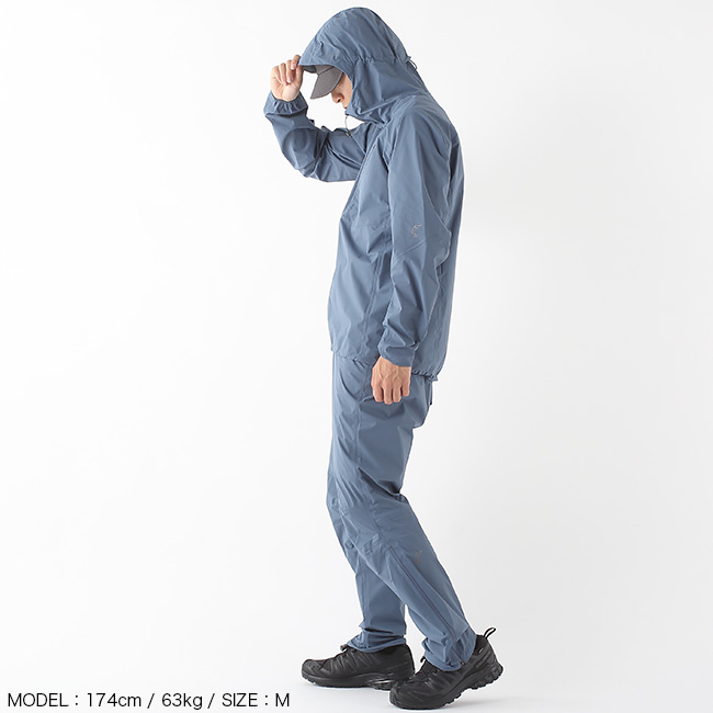 Teton Bros. ティートンブロス　Ｍサイズ　上下セット 上下セットで300グラムを切る3レイヤーのレインウェアーTetone Bros