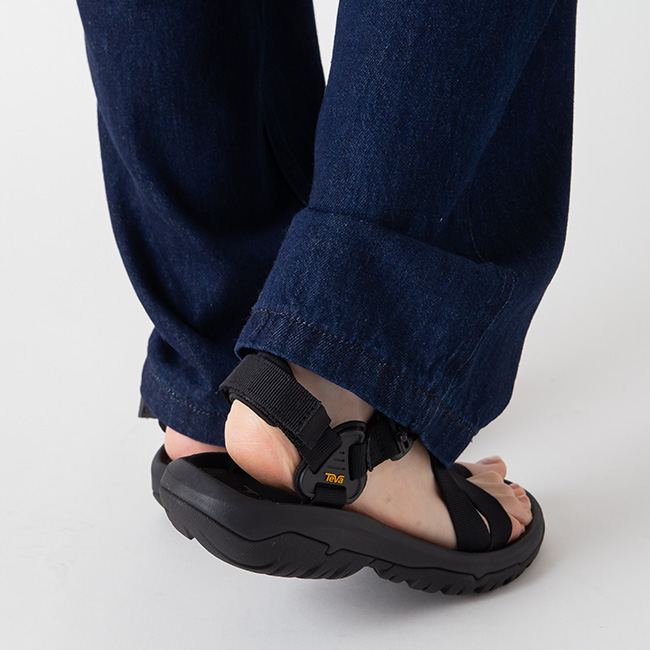 【今だけ価格】【新品未使用品】TEVAハリケーン サンダル Teva TEVA テバ ハリケーンテラダクトル【ウィメンズ】 1169431