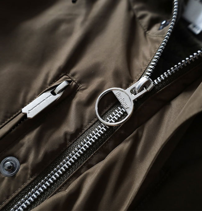 WHITE MOUNTAINEERING White Mountaineering×BARBOUR ホワイト WHITE MOUNTAINEERING White Mountaineering×BARBOUR ホワイト