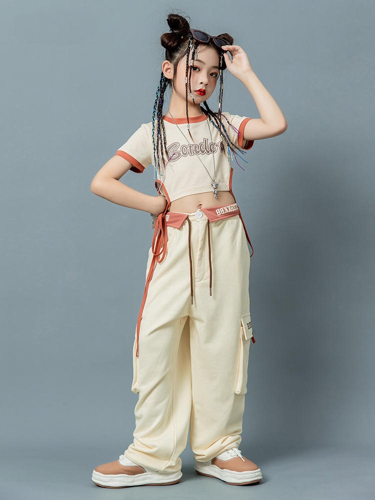 キッズダンス衣装 ヒップホップ ガールズ衣装 ストリート服 女の子 ヘソ出し シンプル 動きやすい 単品 セットアップ おしゃれ ヘソだし ...