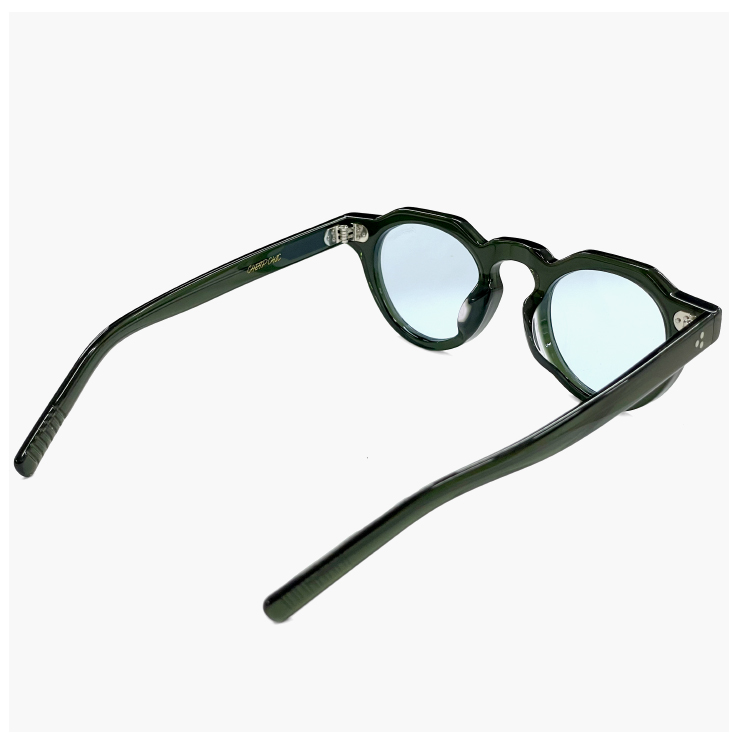 【新品】 CHEAP CHIC cc5028 kh 小ぶり サングラス メンズ レディース ユニセックス モデル 顔 小さめ 小さい 小顔 ブランド 個性的 おしゃれ かわいい スクエア 型 太 フレーム ライトカーキグリーン 薄い色 ライトカラー レンズ 小ぶり サングラス CHEAP CHIC cc5028 kh メンズ レディース ユニ