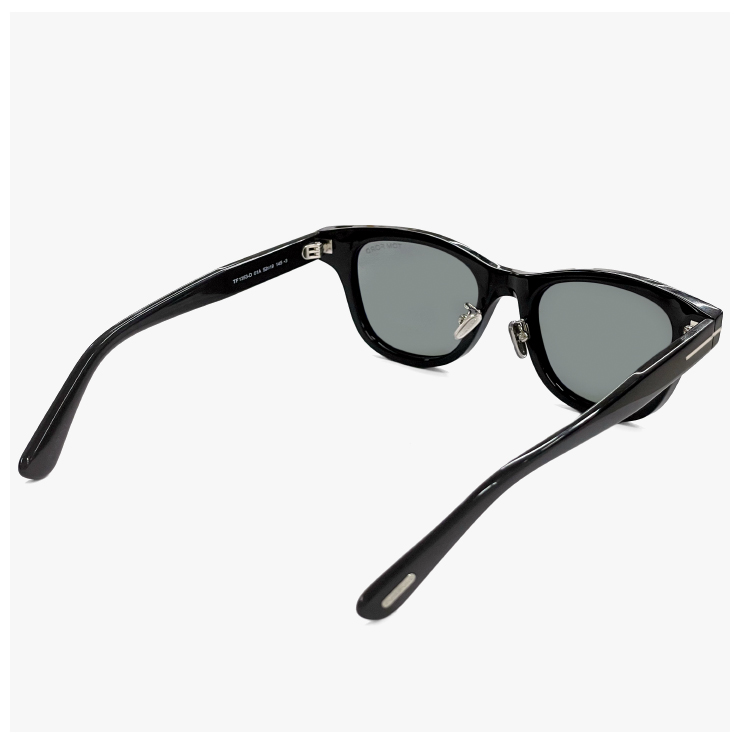 TOM FORD EYEWEAR トムフォード サングラス FT1353-D 01a メンズ