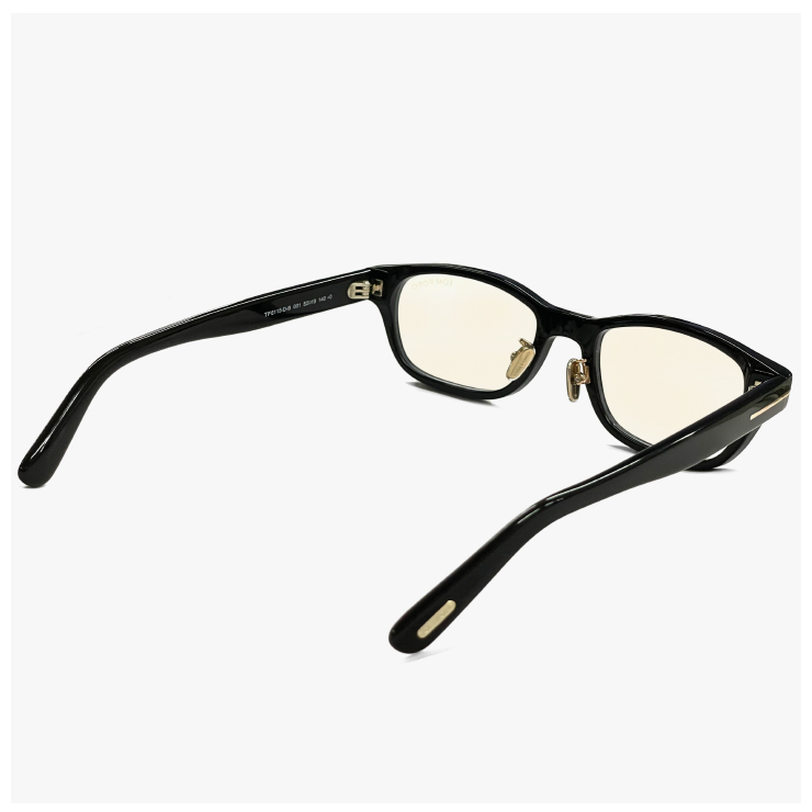 TOM FORD EYEWEAR 小さめ トムフォード メガネ 度なし ブルーライト