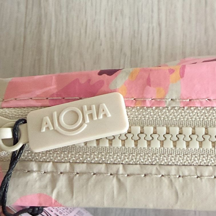 ALOHA COLLECTION（アロハコレクション） Flutter ポーチ/クラッチ