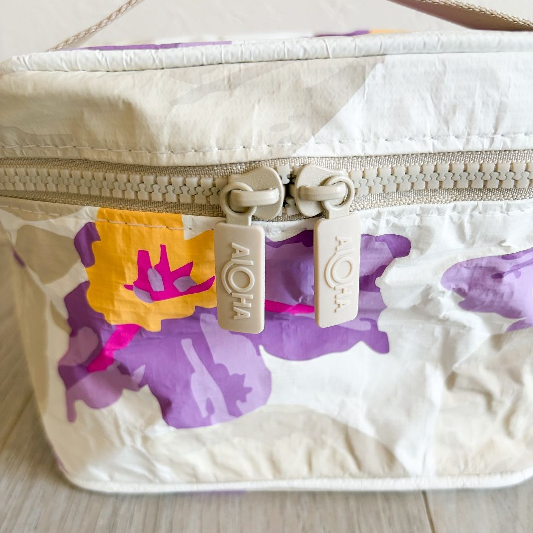 alohaです❣️ メイクボックス バニティケース ALOHA COLLECTION（アロハコレクション） Makana CABIN CREW KIT