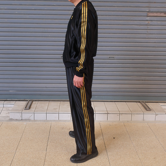 NEWモデル adidas Originals スーパースター 上下 オリジナルス アディダス ウォーキング・ランニングウェア